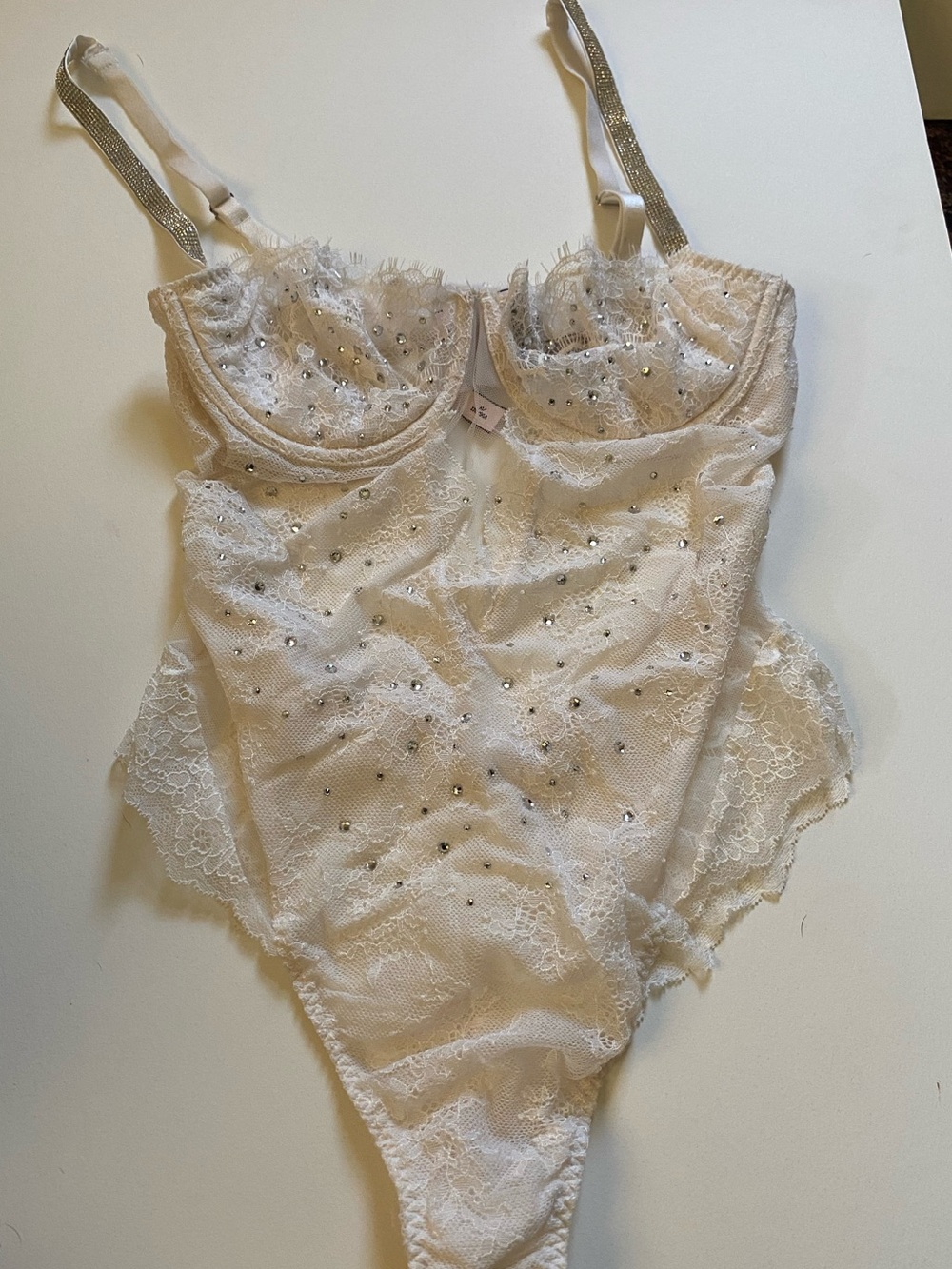 Victoria’s Secret Dream Angels White Lace Rhinestone Bodysuit Teddy M